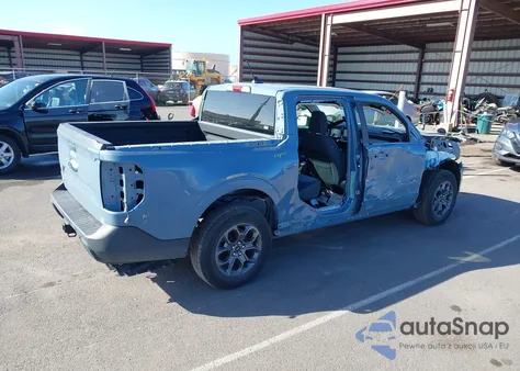 2024 Ford Maverick Xlt z USA, uszkodzony, nr VIN 3FTTW8H38RRA99978